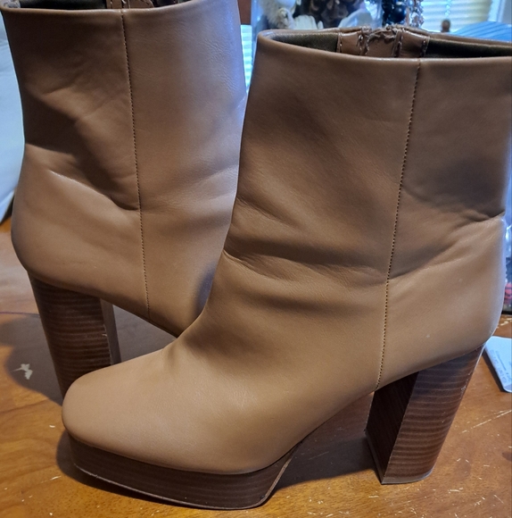 MADDEN GIRL SQUARE TOE ANKLE BOOTS - Picture 2 of 13